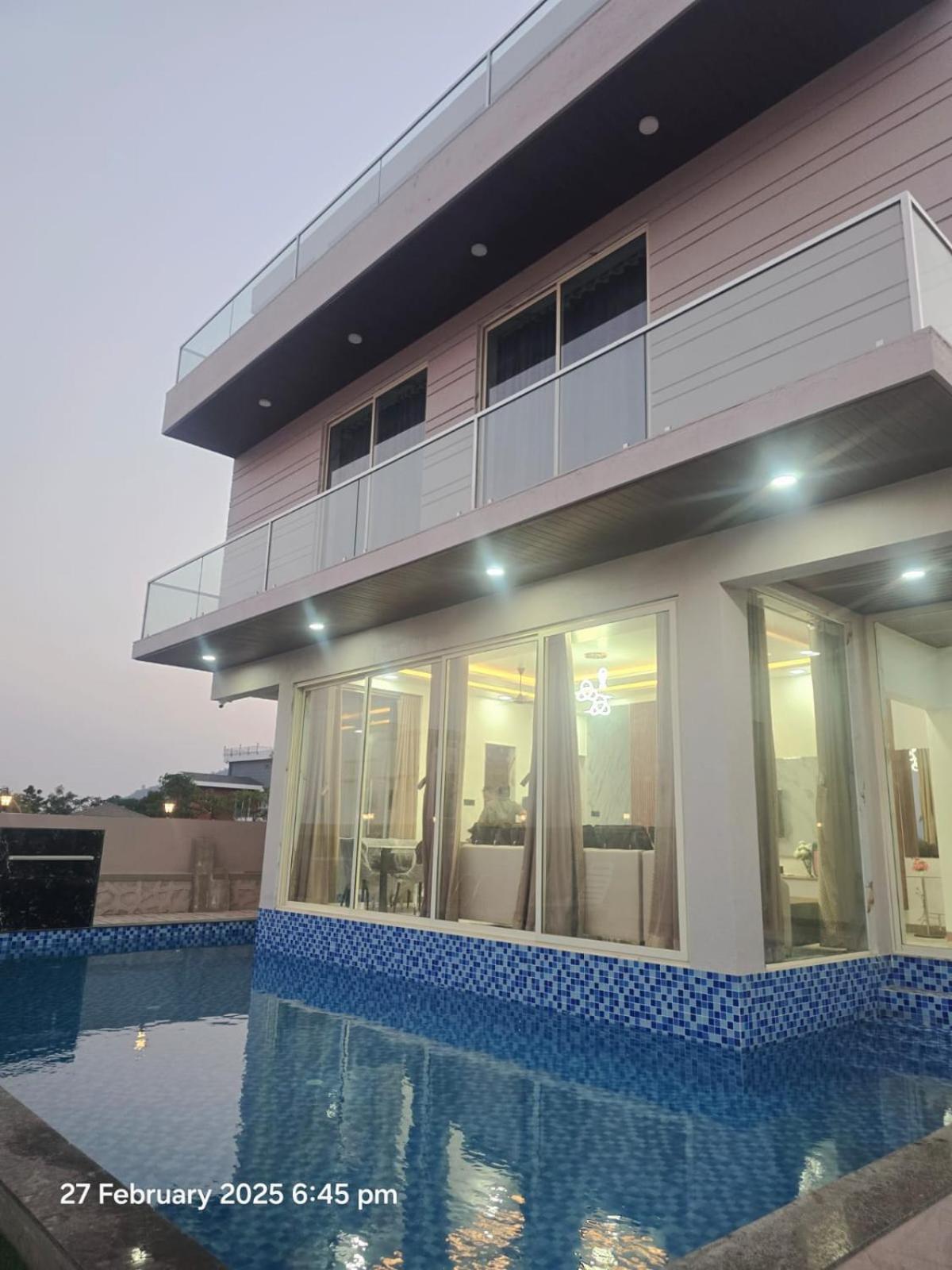 Discovery Bungalow Lonavla Exterior foto